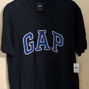 GAP t shirt, sz large, New, black and blue
